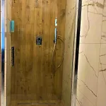 Insen Spa & Apartments, Penthouse 200M, Manufaktura, Parking