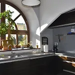 Apartment Insen Spa & Apartments, Penthouse 200M, Manufaktura, Parking