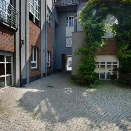 Apartment Manufaktura Bakery, Penthouse 200m, Prywatna Kamienica, Parking Strzezony Lodz (Lodz)