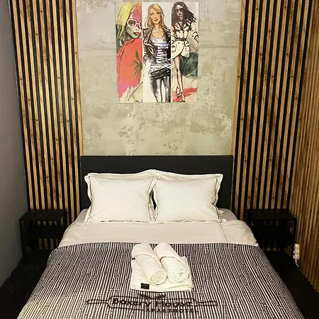 Insen & Apartments, Penthouse 200m, Manufaktura, Parking 아파트
