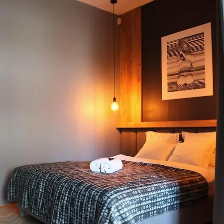 Insen & Apartments, Penthouse 200m, Manufaktura, Parking